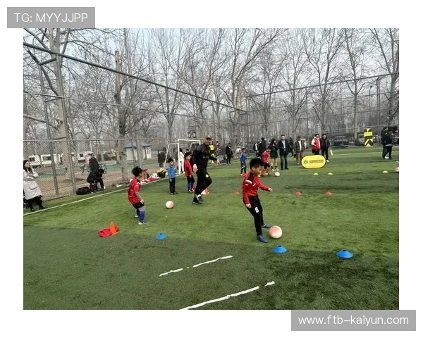 足球青训体系改革:德甲俱乐部与校园体育合作深化 足球青训体系改革:德甲俱乐部与校园体育合作深化